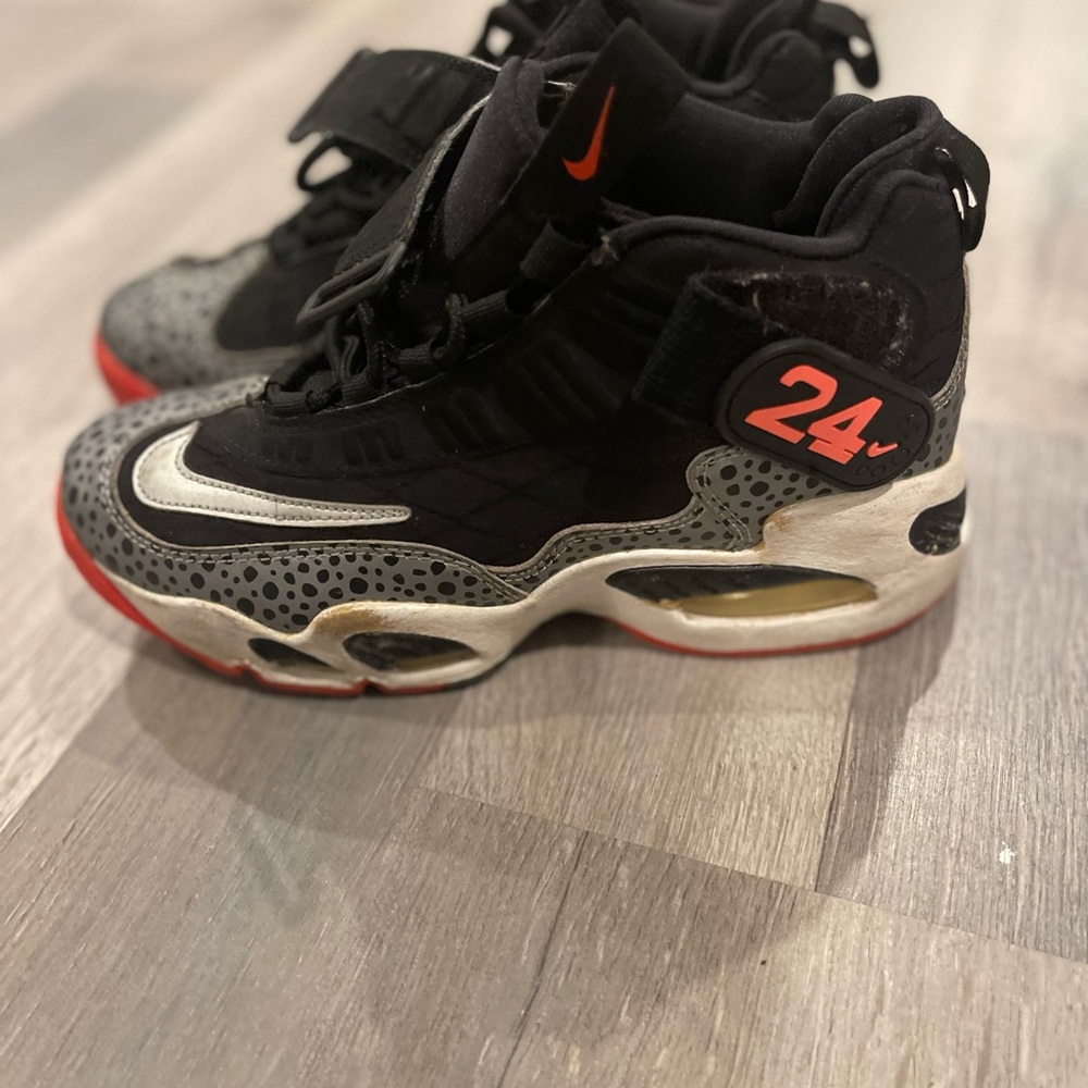 Kids SZ. 4 Ken Griffin Jr.